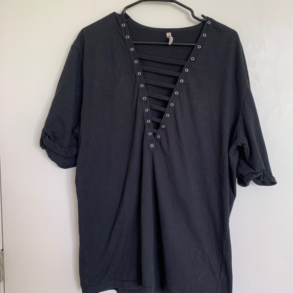 Emma & Sam short sleeved lace up boyfriend tee